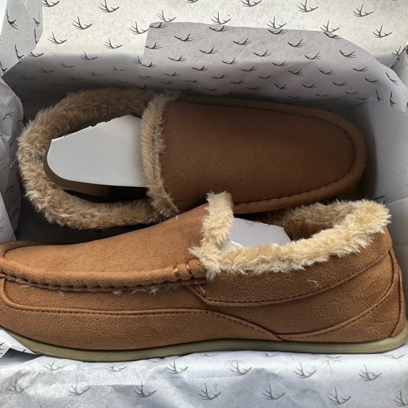 Deer Stags Men’s Slippers. Size 8 - Picture 2 of 6